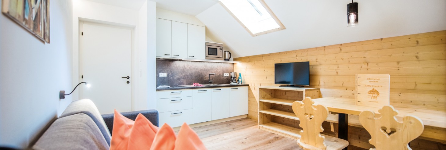 Eine Wohnküche der Chalets vom Stabingerhof